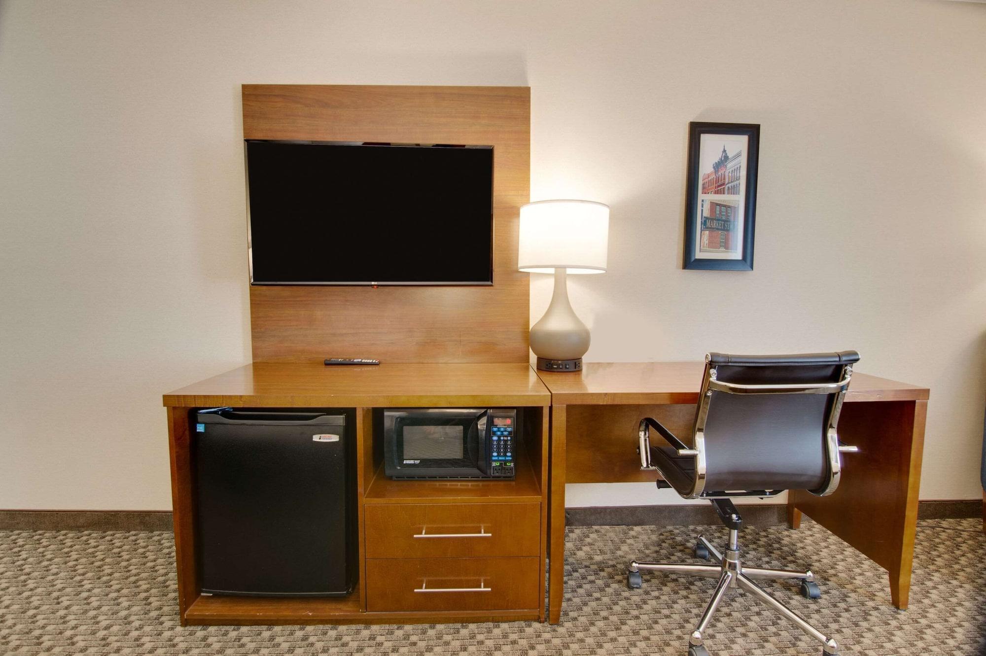 Comfort Inn Airport Roanoke Zewnętrze zdjęcie
