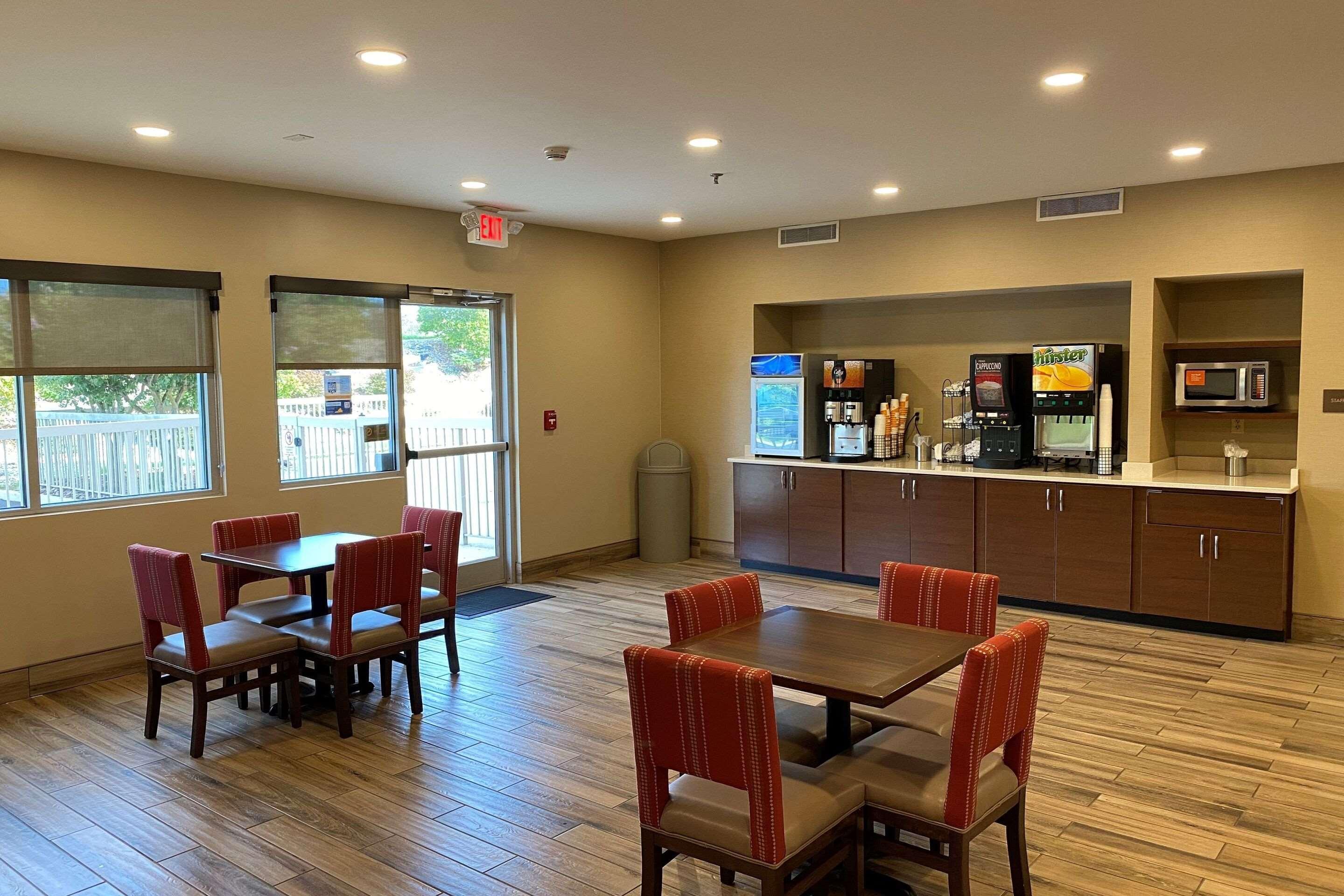 Comfort Inn Airport Roanoke Zewnętrze zdjęcie