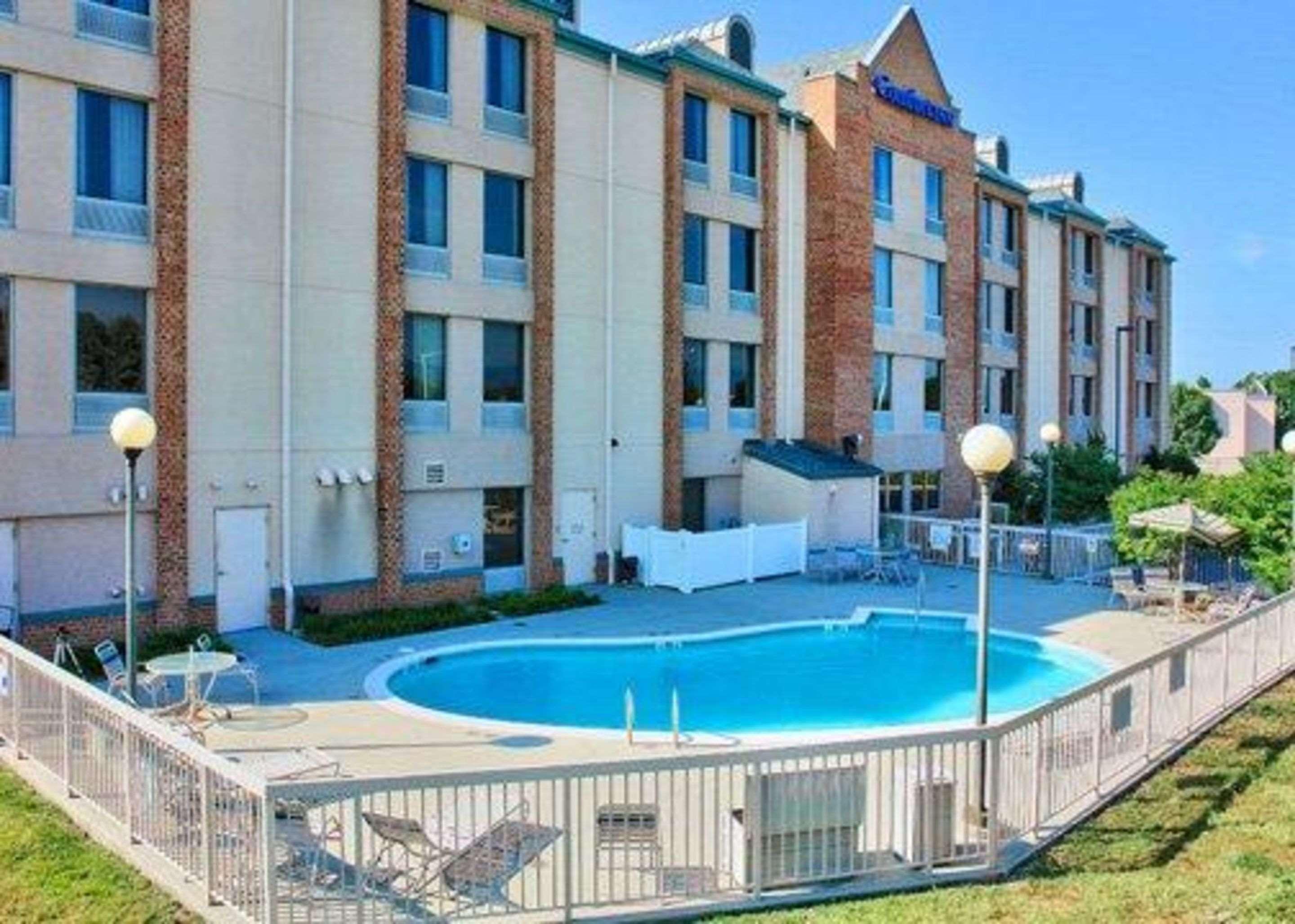 Comfort Inn Airport Roanoke Zewnętrze zdjęcie